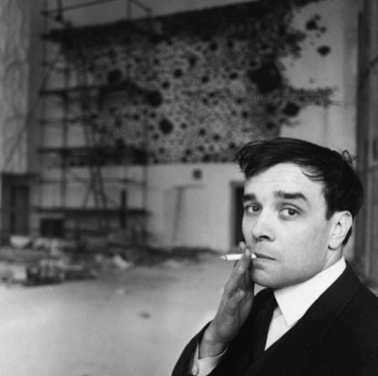 Yves klein 10 Holland street artist colour blue