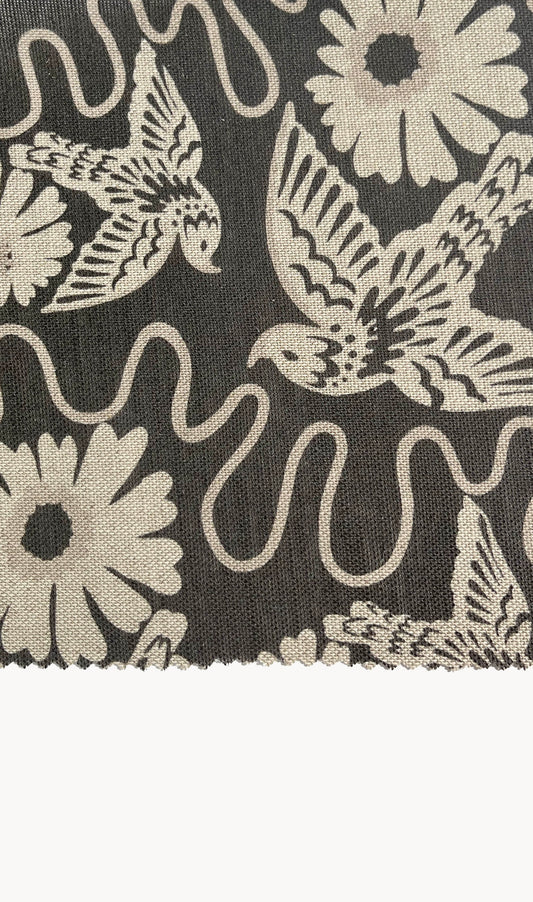 Flight in Dice (Natural Linen)