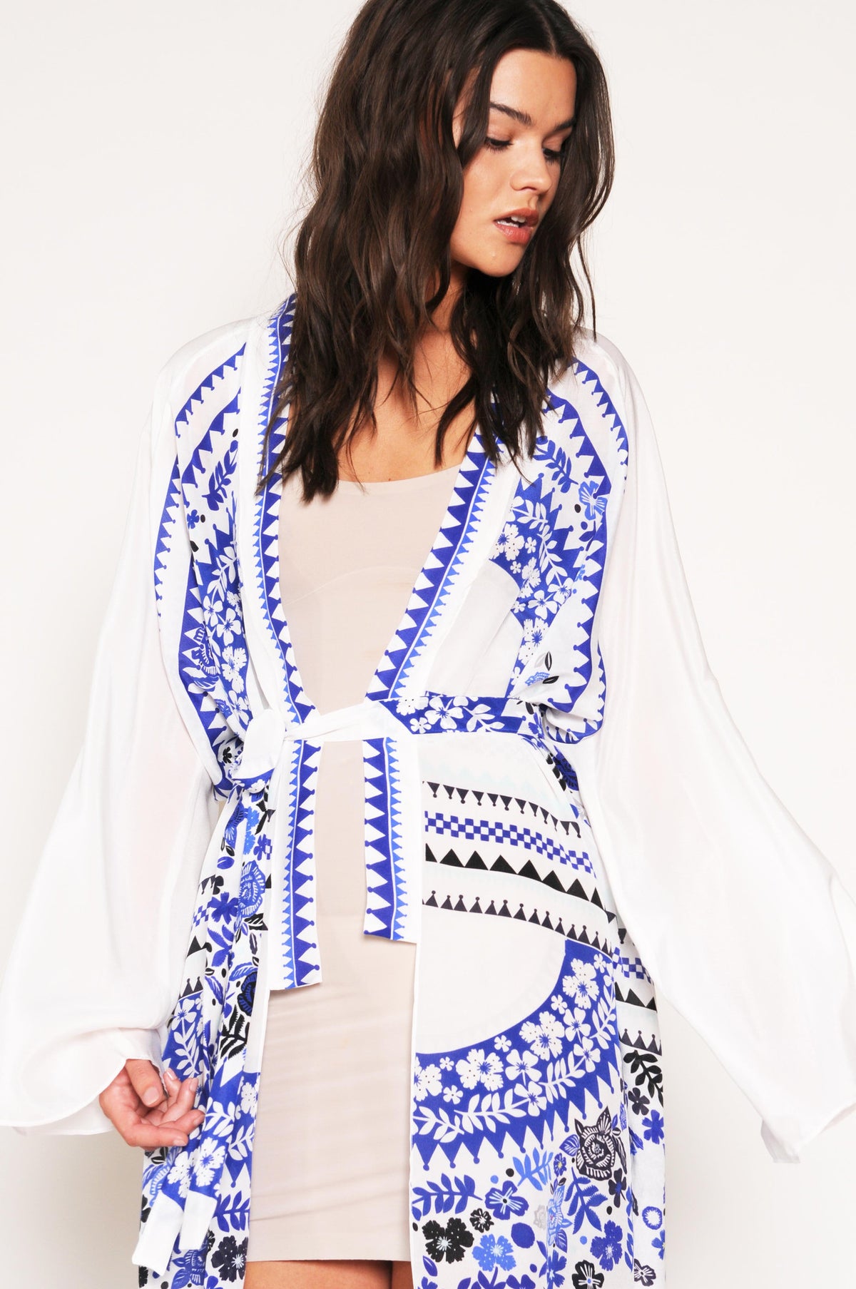 Holland Street's Silk Robe 'Tanaka Lily'